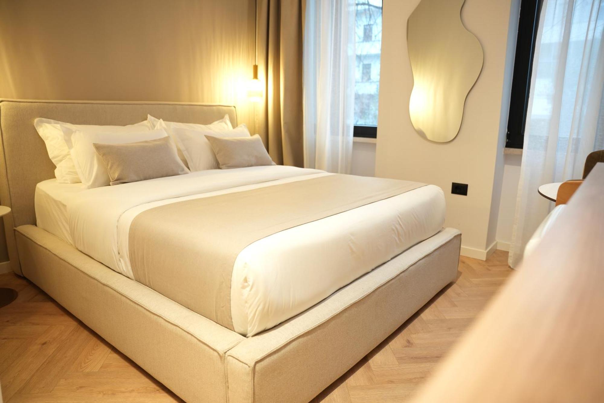 Nea Deluxe Apart-Hotel Tirana Bagian luar foto