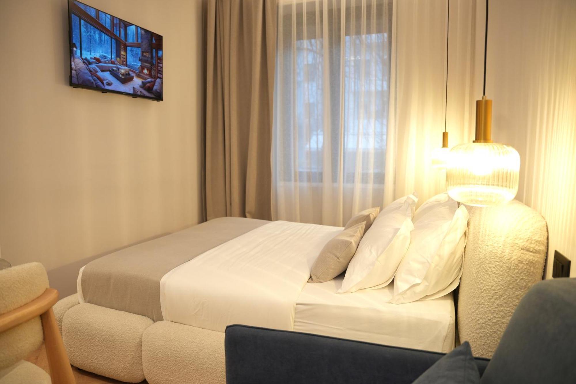 Nea Deluxe Apart-Hotel Tirana Bagian luar foto