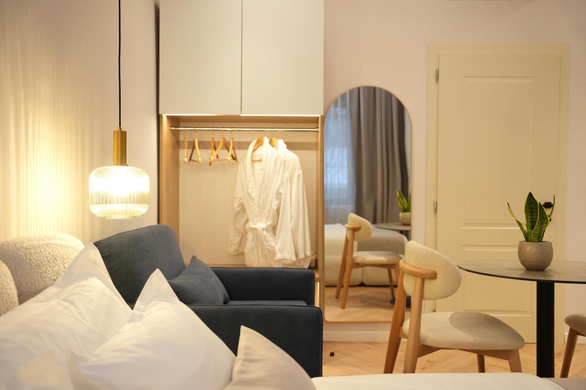 Nea Deluxe Apart-Hotel Tirana Bagian luar foto