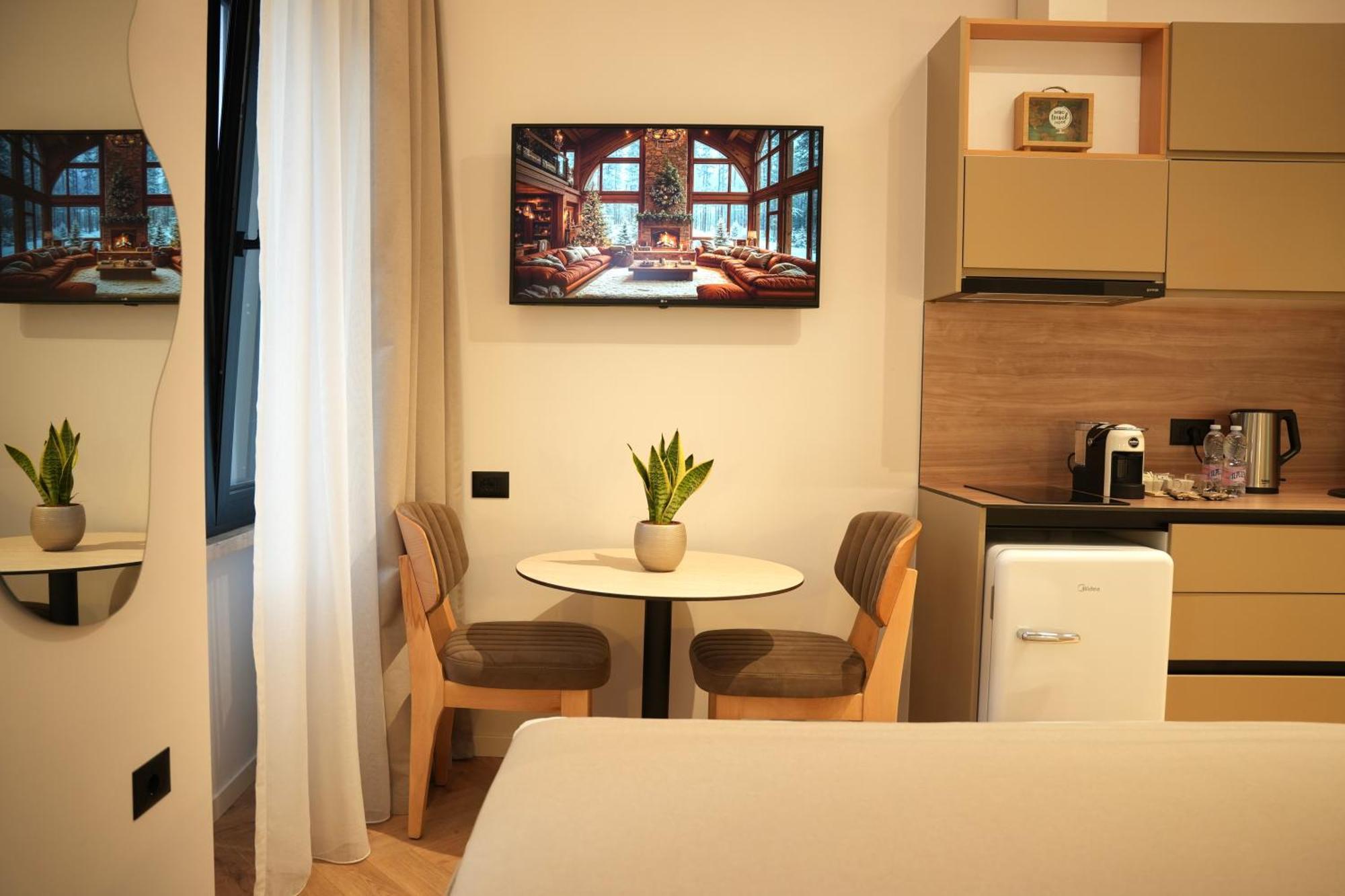 Nea Deluxe Apart-Hotel Tirana Bagian luar foto
