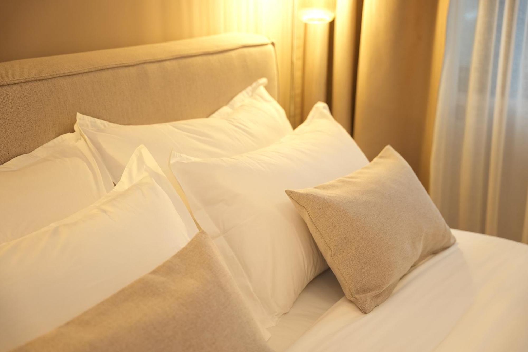 Nea Deluxe Apart-Hotel Tirana Bagian luar foto
